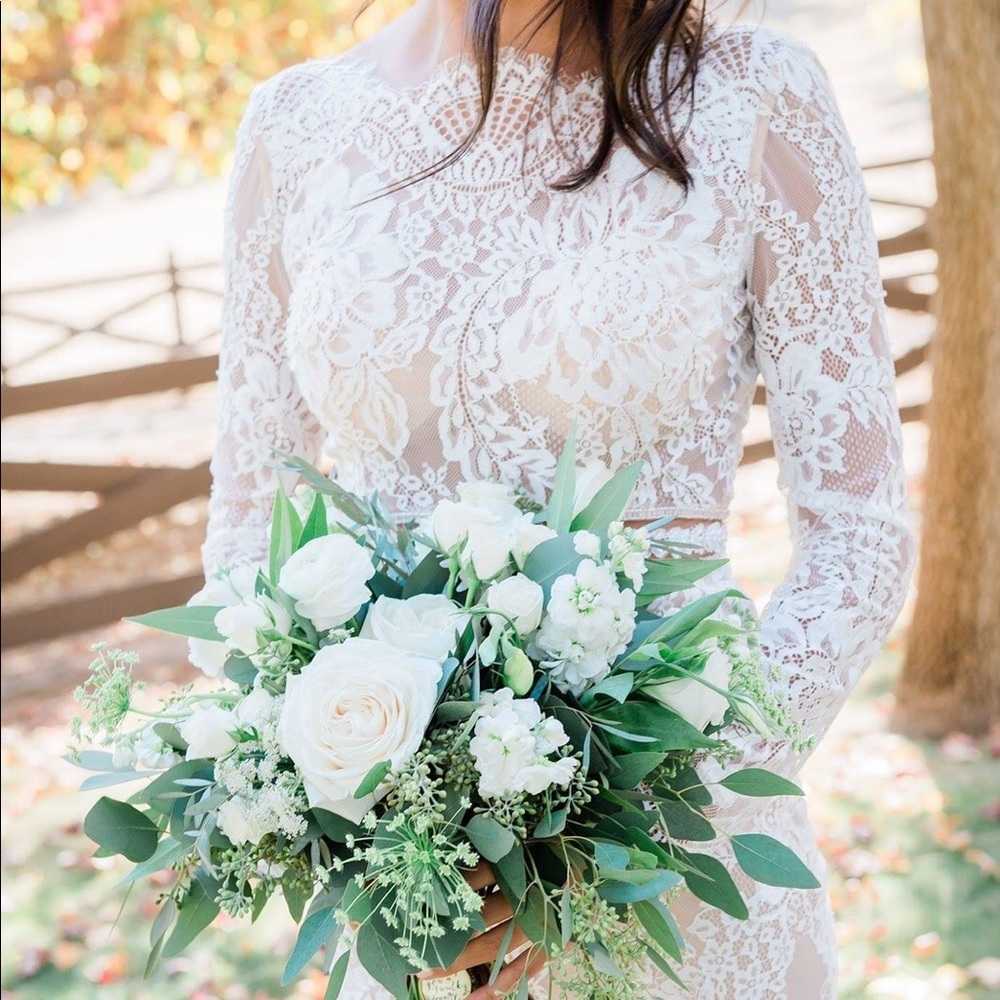 Gorgeous Casa Blanche Lace Wedding Gown